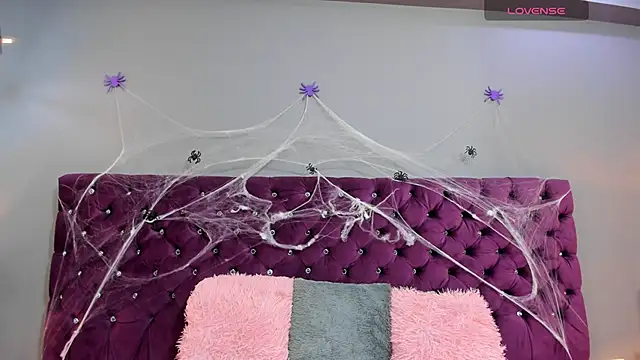 RedAngel1- online show from 25, 10, 2025