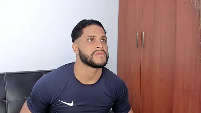 Pier Simons online show from 9, 11, 2025