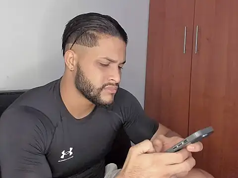 Pier Simons online show from 12, 10, 2025