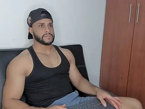 Pier Simons online show from 1, 10, 2025