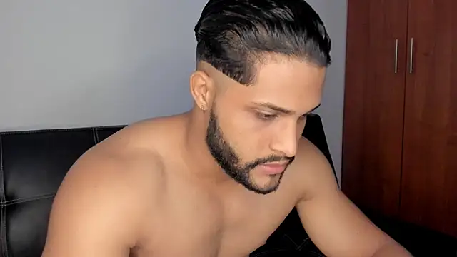 Pier Simons online show from 1, 2, 2026