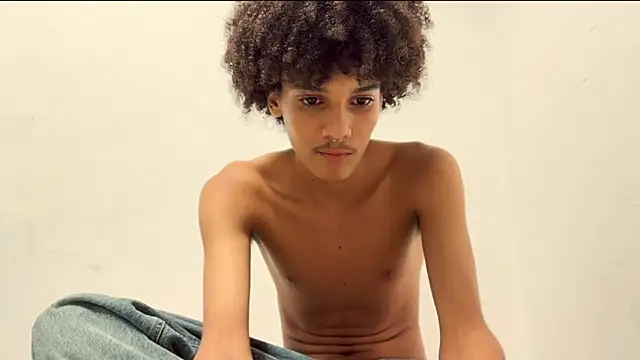 Max Rain online show from 20, 10, 2025