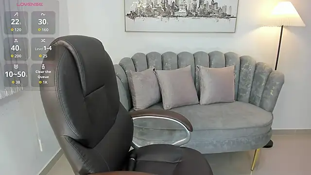 July Adams online show from 5, 4, 2026