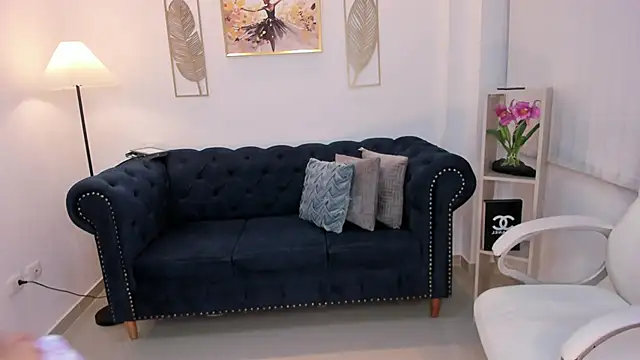 July Adams online show from 8, 4, 2026