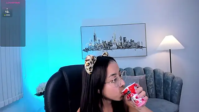 July Adams online show from 11, 2, 2026