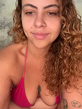 Chloe Leaozinho online show from 26, 5, 2026