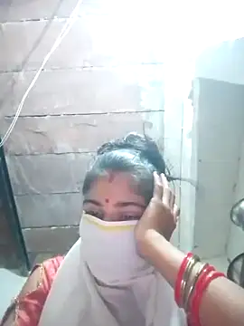 Snapshot of Suhani_cuty chatting on 24, 9, 2025 Suhani cuty online show from 24, 9, 2025
