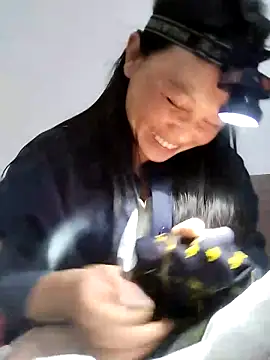 Tiyir597 online show from 18, 3, 2026