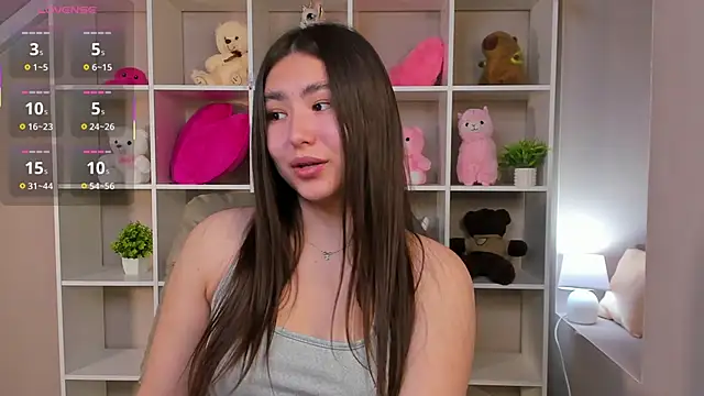 Snapshot of Megan_Williamms chatting on 7, 10, 2025 Megan Williamms online show from 7, 10, 2025