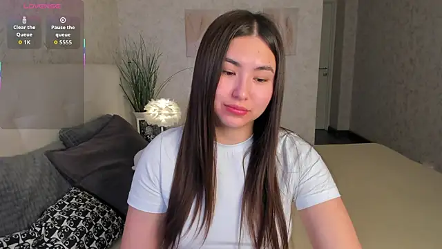 Snapshot of Megan_Williamms chatting on 22, 11, 2025 Megan Williamms online show from 22, 11, 2025