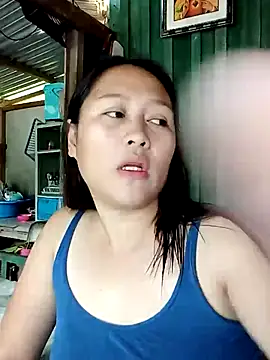 Snapshot of pretty_me092121 chatting on 8, 11, 2025 pretty me092121 online show from 8, 11, 2025