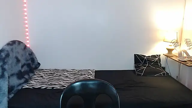 Snapshot of Xhugebatecum chatting on 20, 12, 2025 Xhugebatecum online show from 20, 12, 2025