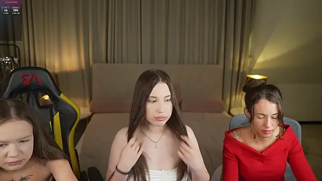 Snapshot of Claire_Dreams chatting on 26, 9, 2025 Claire Dreams online show from 26, 9, 2025