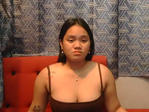 Snapshot of prettykrysgirl chatting on 27, 6, 2026 prettykrysgirl online show from 27, 6, 2026