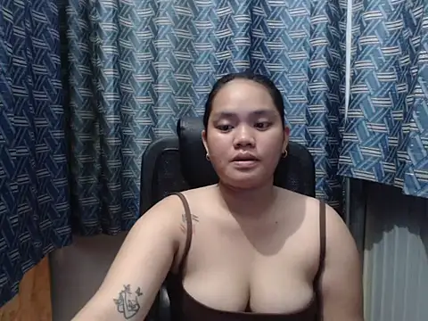 Snapshot of prettykrysgirl chatting on 3, 8, 2026 prettykrysgirl online show from 3, 8, 2026