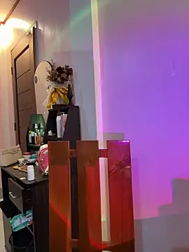 Serenaa rabbit online show from 10, 11, 2025