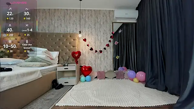 Maya Collins  online show from 8, 3, 2026