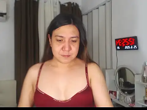 Snapshot of stellahugeX chatting on 24, 6, 2026 stellahugeX online show from 24, 6, 2026