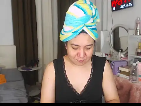 Snapshot of stellahugeX chatting on 20, 6, 2026 stellahugeX online show from 20, 6, 2026