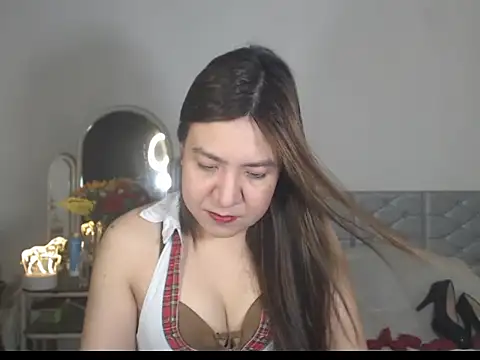 stellahugeX online show from 27, 11, 2025