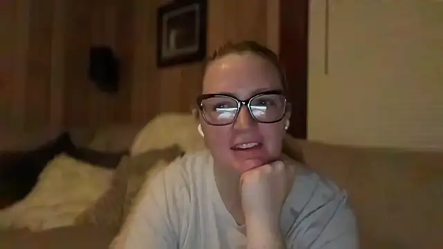 PefectNipz online show from 17, 9, 2025