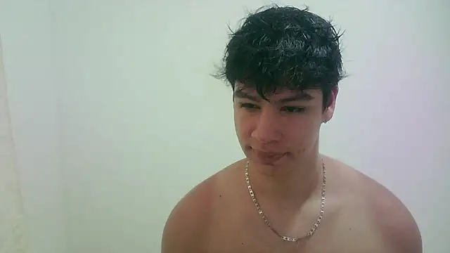 Snapshot of zeus_181 chatting on 8, 7, 2026 zeus 181 online show from 8, 7, 2026