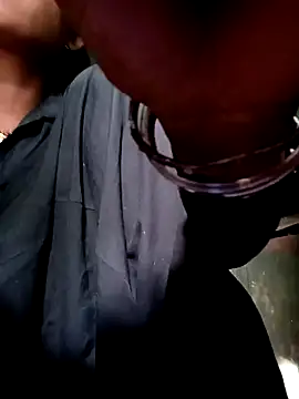 Payal-0143 online show from 10, 10, 2025