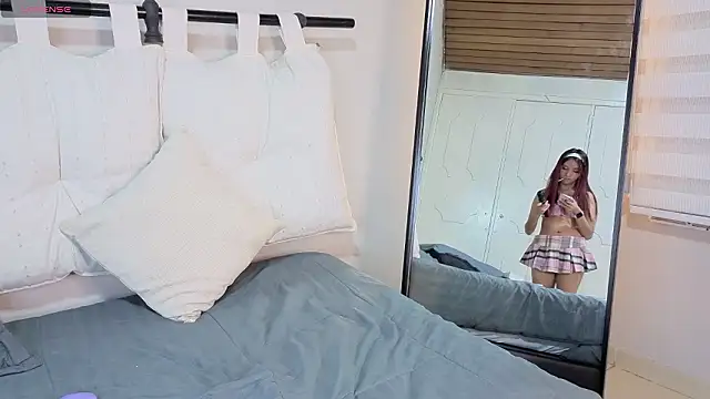 ashly jones  online show from 10, 3, 2026