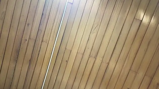 ashly jones  online show from 27, 3, 2026