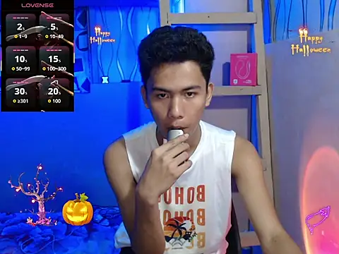 Demure Asian143 online show from 3, 11, 2025