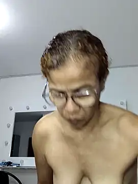 Snapshot of Merybeks chatting on 8, 2, 2026 Merybeks online show from 8, 2, 2026