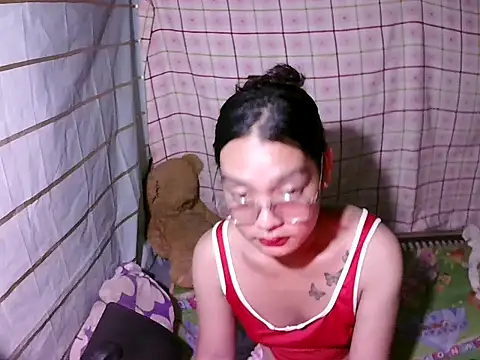 asian janella online show from 7, 5, 2026