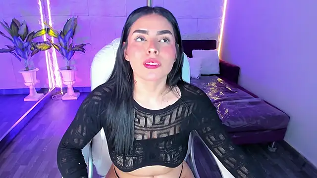 LovelyEyesx online show from 25, 9, 2025