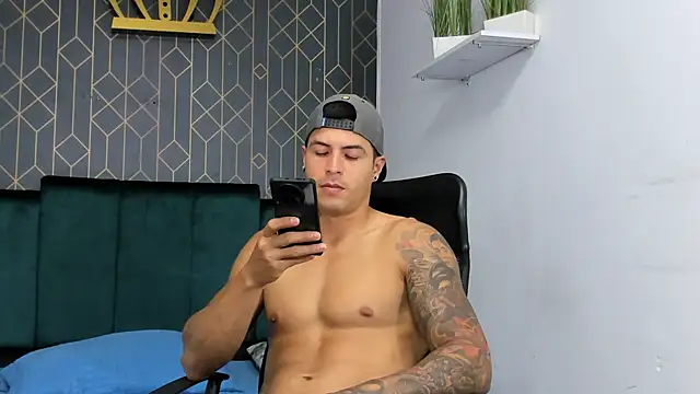 Snapshot of andres-clark92 chatting on 26, 6, 2026 andres-clark92 online show from 26, 6, 2026