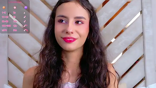 Sarah-Grace online show from 3, 10, 2025