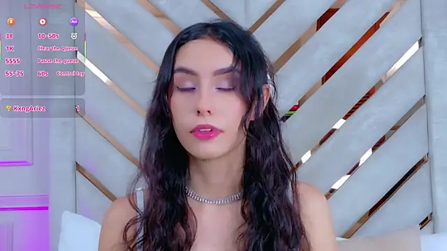 Sarah-Grace online show from 15, 11, 2025