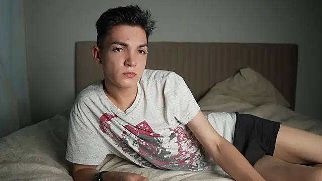 Snapshot of MattyandAiden chatting on 27, 6, 2026 MattyandAiden online show from 27, 6, 2026