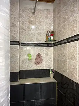 juliana-mancini online show from 13, 11, 2025