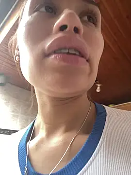 juliana-mancini online show from 17, 11, 2025