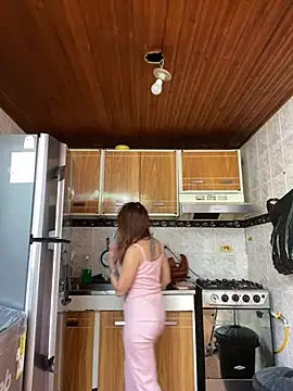 juliana-mancini online show from 1, 11, 2025