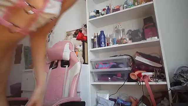 vVicicaaa online show from 21, 9, 2025