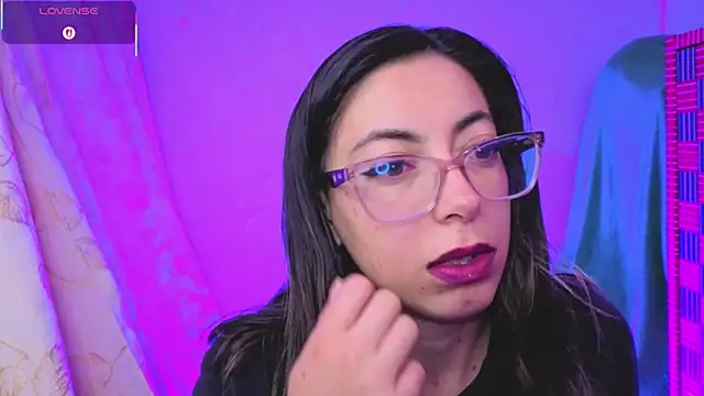 Miranda sexlove  online show from 1, 2, 2026