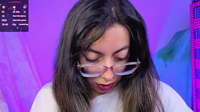 Miranda sexlove  online show from 9, 3, 2026