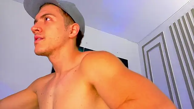 Snapshot of ALANNFERRER chatting on 5, 10, 2025 ALANNFERRER online show from 5, 10, 2025