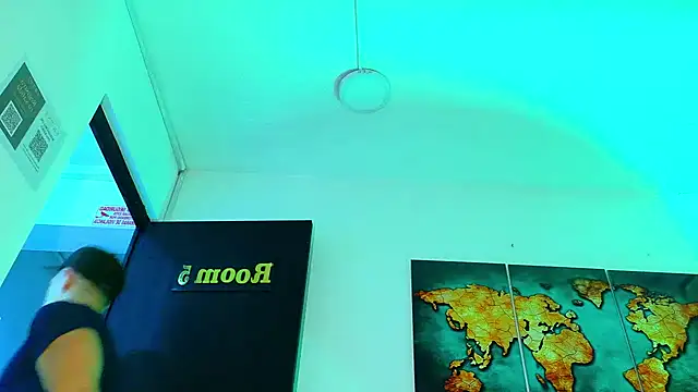 Snapshot of ALANNFERRER chatting on 19, 10, 2025 ALANNFERRER online show from 19, 10, 2025