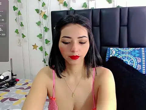 Snapshot of sara_arias00 chatting on 19, 9, 2025 sara arias00 online show from 19, 9, 2025