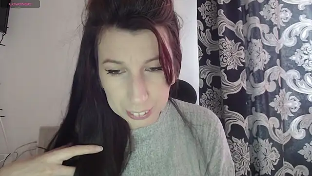 RosieHayes online show from 14, 12, 2025