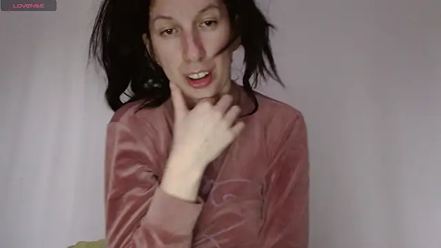 RosieHayes online show from 7, 2, 2026