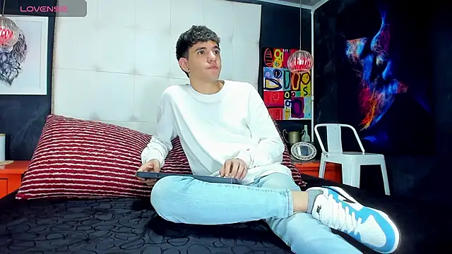 Matteo12  online show from 19, 9, 2025