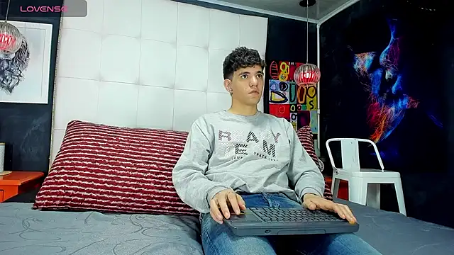 Matteo12  online show from 13, 9, 2025